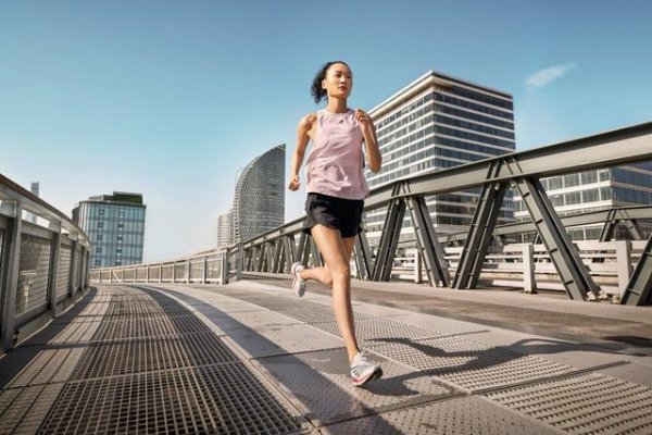 配资吧 “经常跑步的人，最明显的跑步痕迹是什么？”